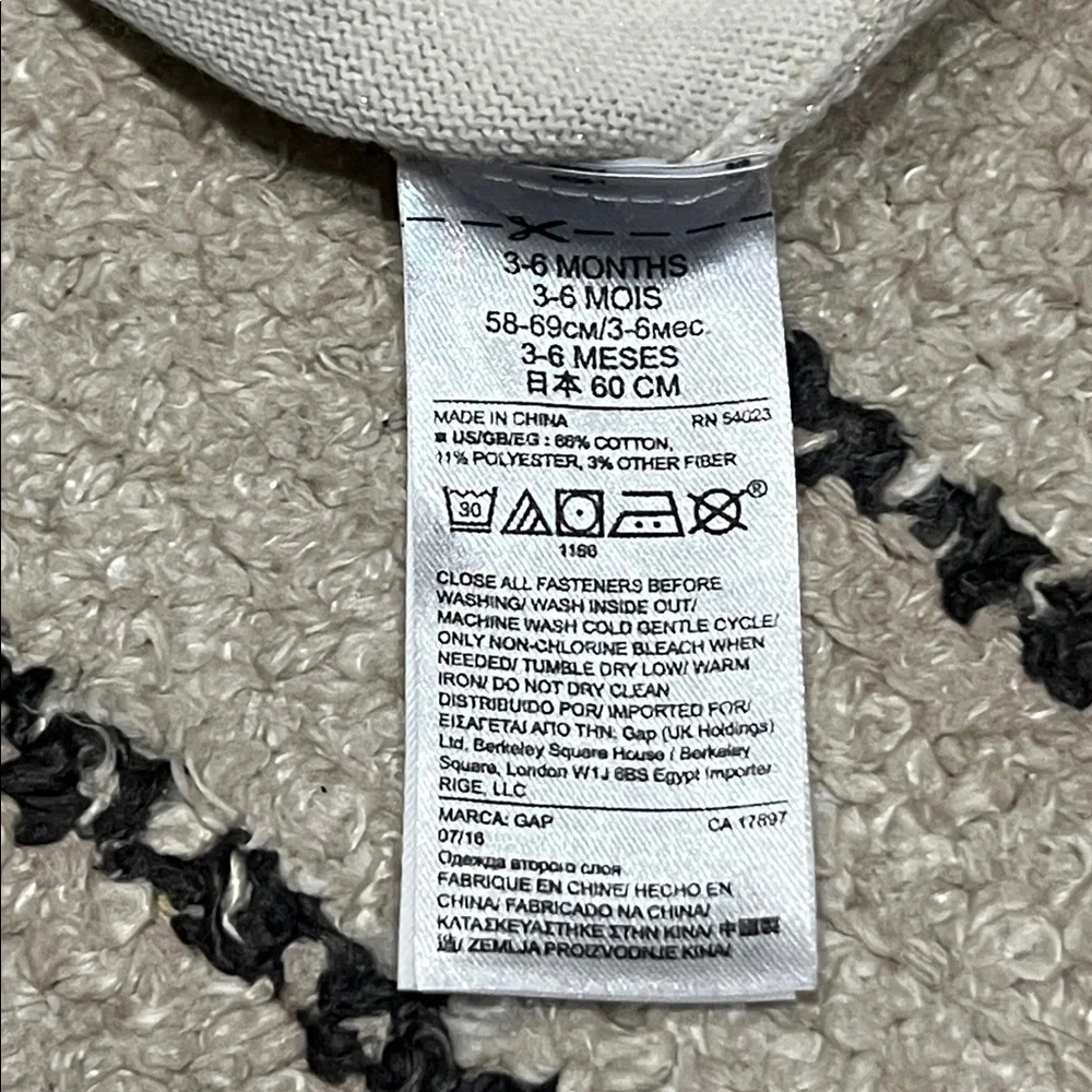 GAP Baby Cream Knitwear